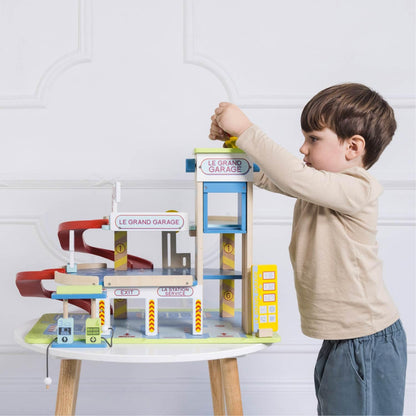 Le Toy Van - Iconic Wooden 3 Storey Le Grand Garage Toy Car Play Set - Set 7 Pieces | Play Vehicle Role Play Toys - Suitable For 3 Year Old +