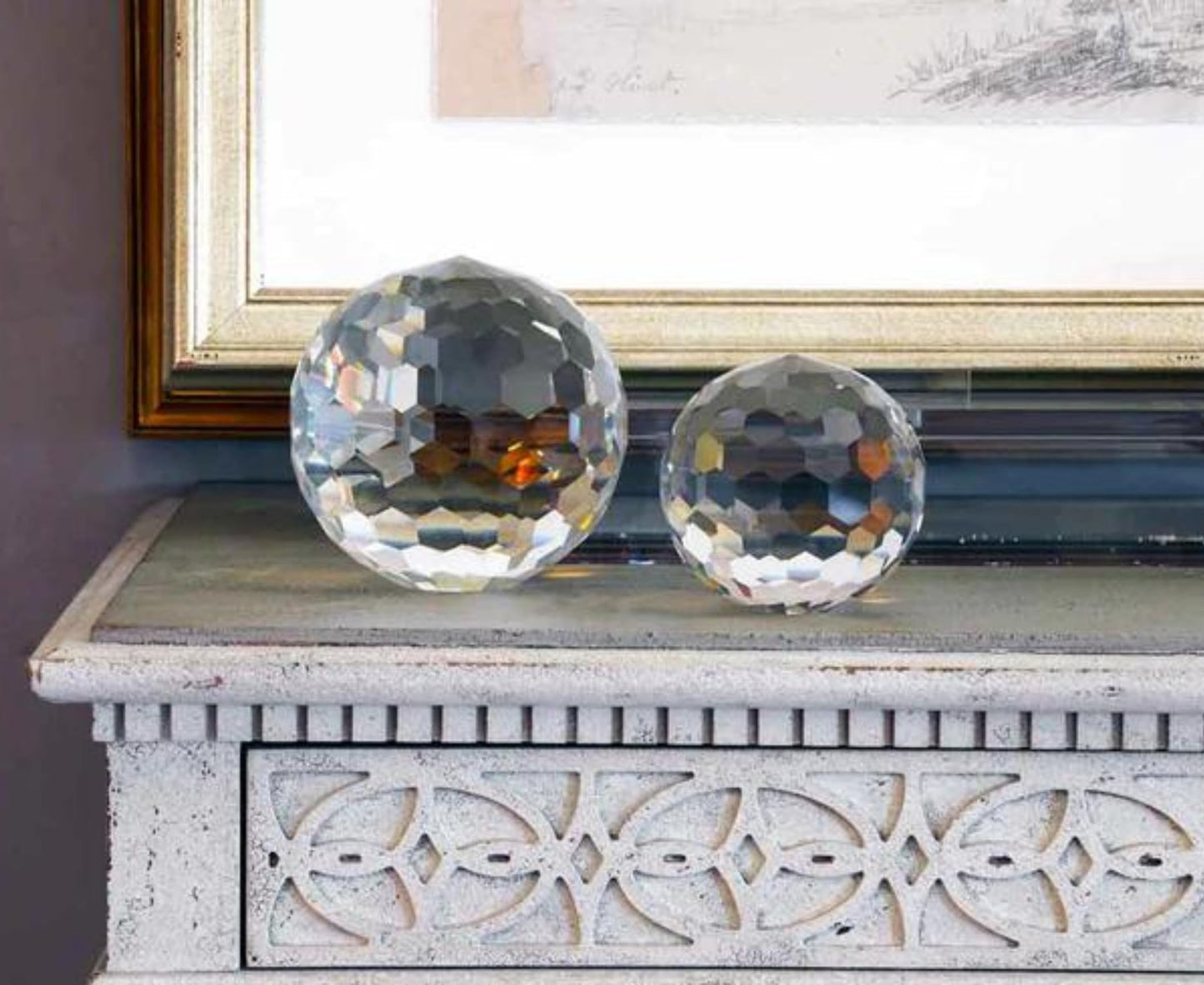 Alice Lane Crystal Orb Small Home Collection — Mesmerizing Fusion of Elegance and Mystique — Centerpiece for All Rooms in Home or Office (Small)