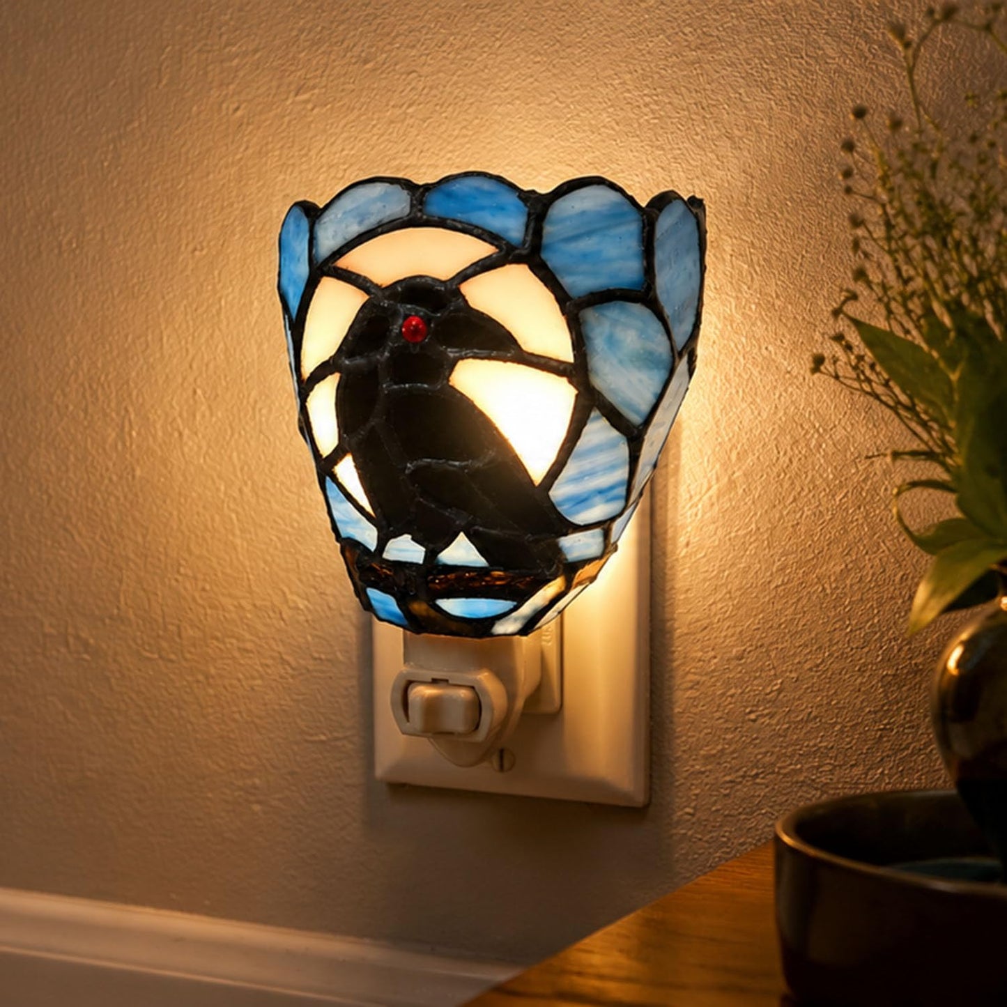 Bieye L12022 Tiffany Style Stained Glass Raven Plug-in Night Light Gothic Crow and Full Moon Design Bedside Wall Lamp