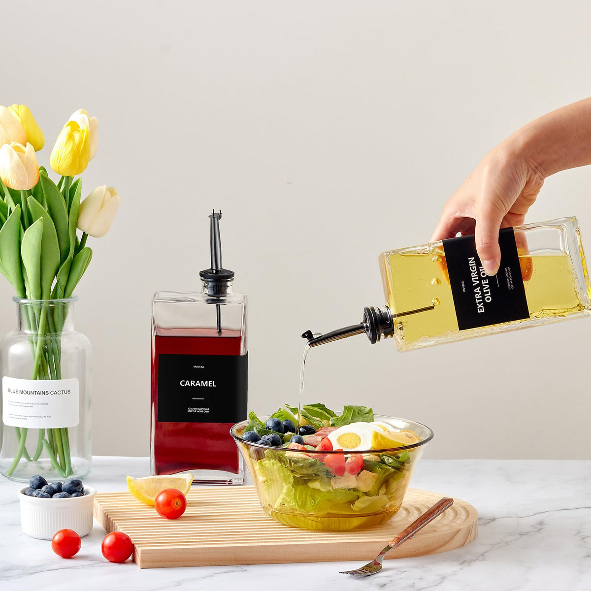 MUVEKA Olive Oil Dispenser Bottle for Kitchen, 16.9 oz/ 500 ml Cooking Oil Container, Glass Oil Dispenser Set, Glass Cruet for Oil with Pourer Spouts, Coffee Syrup Dispenser