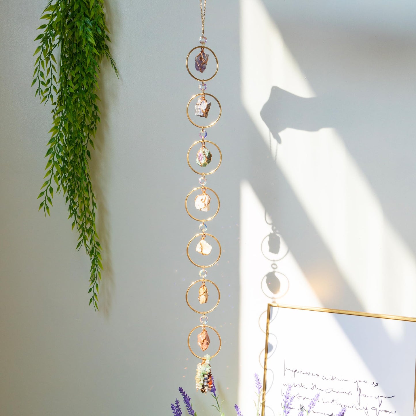 7 Chakra Healing Crystals Hanging Ornament，Handmade Chakra Natural Stones Gemstones Wall Hanging Ornaments for Home Decor Yoga Meditation(7 Natural Stones)
