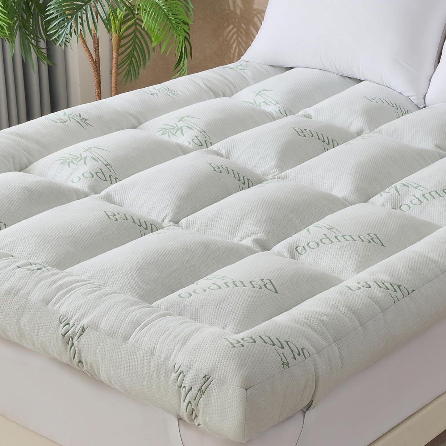 WhatsBedding 5 Inch Memory Foam Mattress Topper Queen Size for Back Pain Relief, with Cooling Breathable Bamboo Viscose Air Layer, Soft Pillow Top Mattress Topper, 80x60x5in