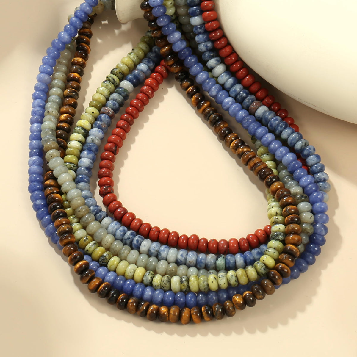 CONRAN KREMIX Sapphire Blue Stone Beaded Necklace for Women,Natural Stone Bead Choker Necklaces Boho Summer Beach Necklace Gemstone Jewelry Gift for Women