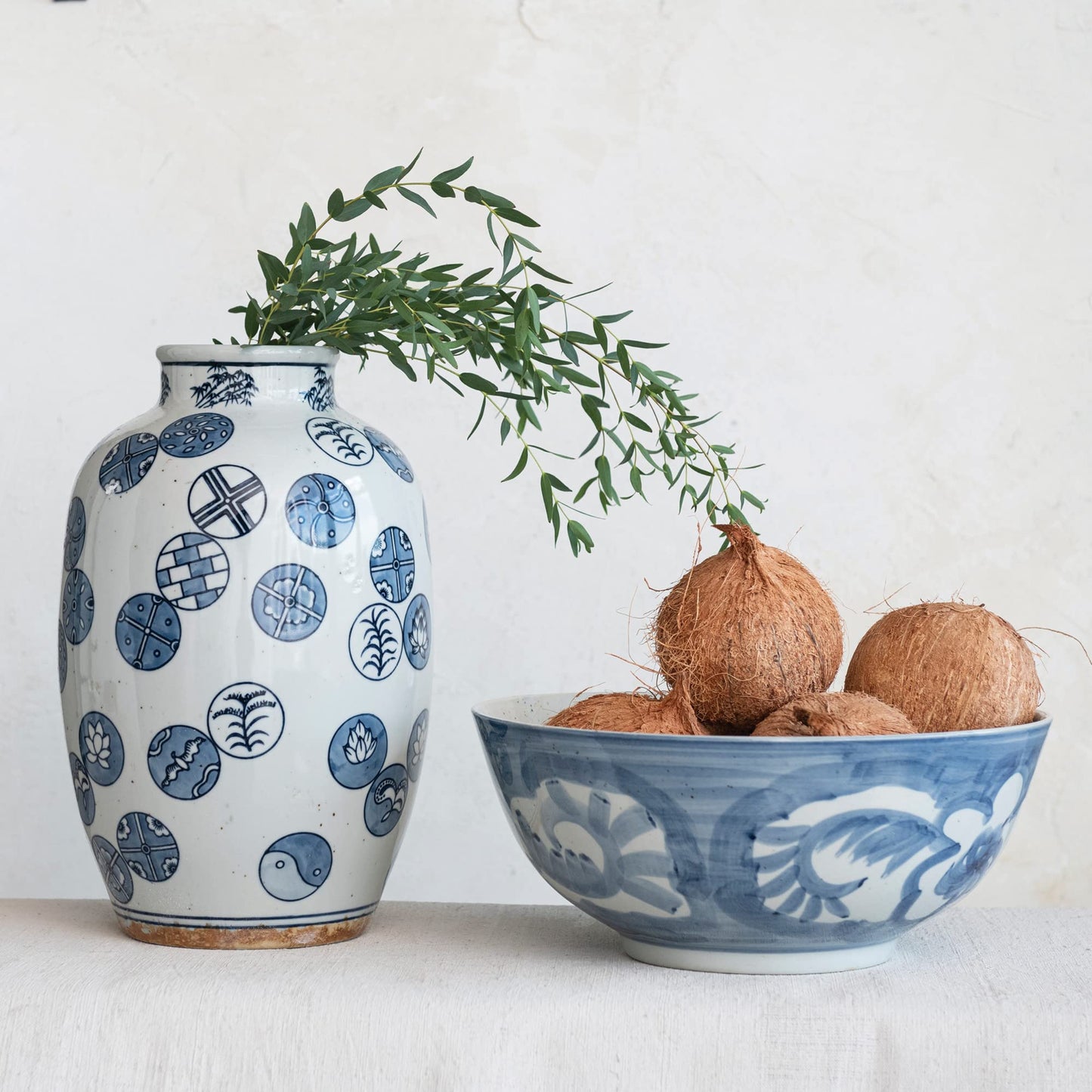Creative Co-Op Hand Painted Stoneware Bowl with Floral Design, Blue and White
