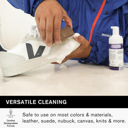 Jason Markk Quick Clean Kit, Shoe Cleaner, Trainers Care, 2-Piece Set, Ready-To-Use Foam & Delicates Brush, Ideal for Footwear, Safe for Leather, Suede, Nubuck, Cotton, Knits, 4oz