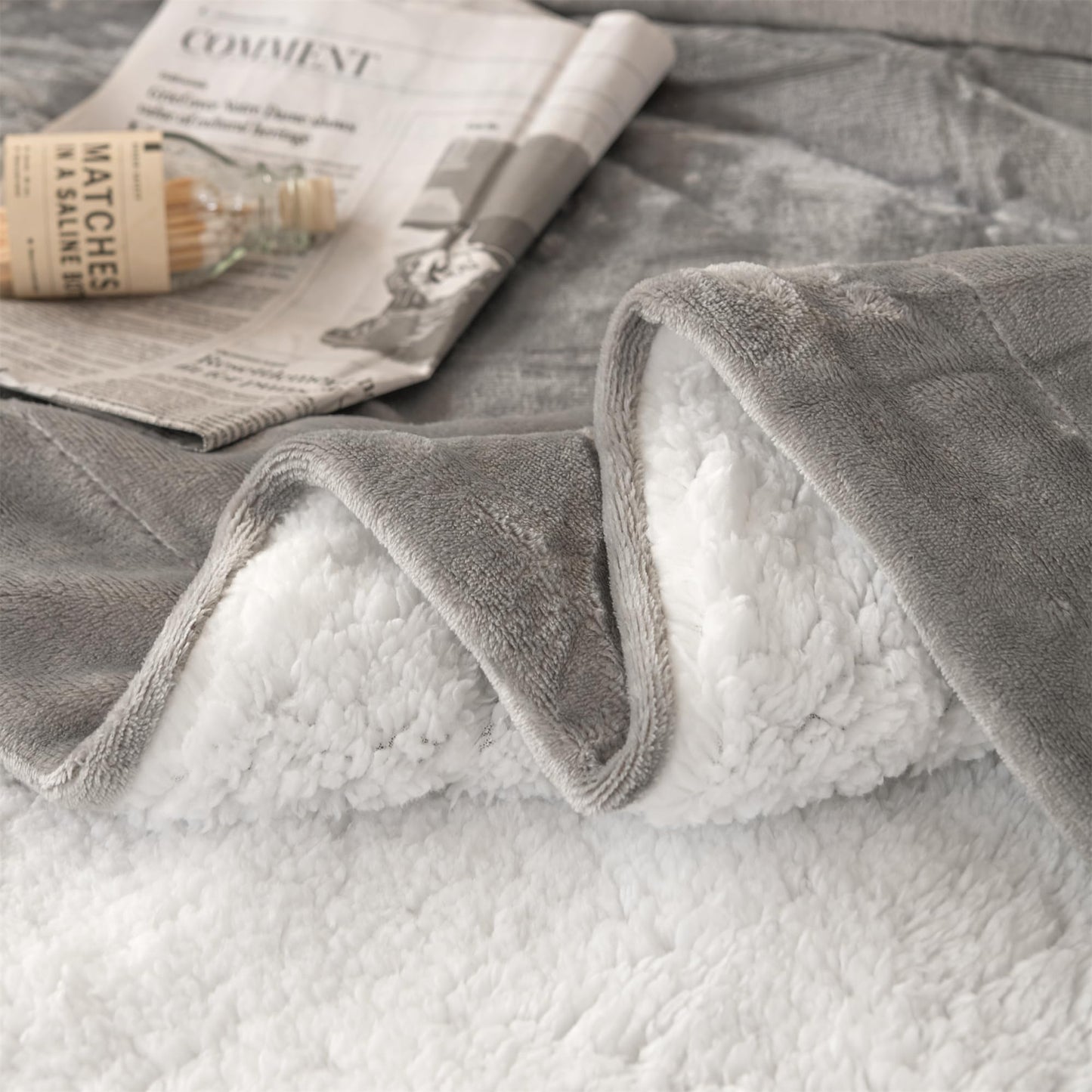 Good Nite Bed Throw Blanket 130x150cm Sherpa Flannel Blankets Fleece Fluffy Throw Lightweight Microfiber Solid for Sofa (Grey, Single)