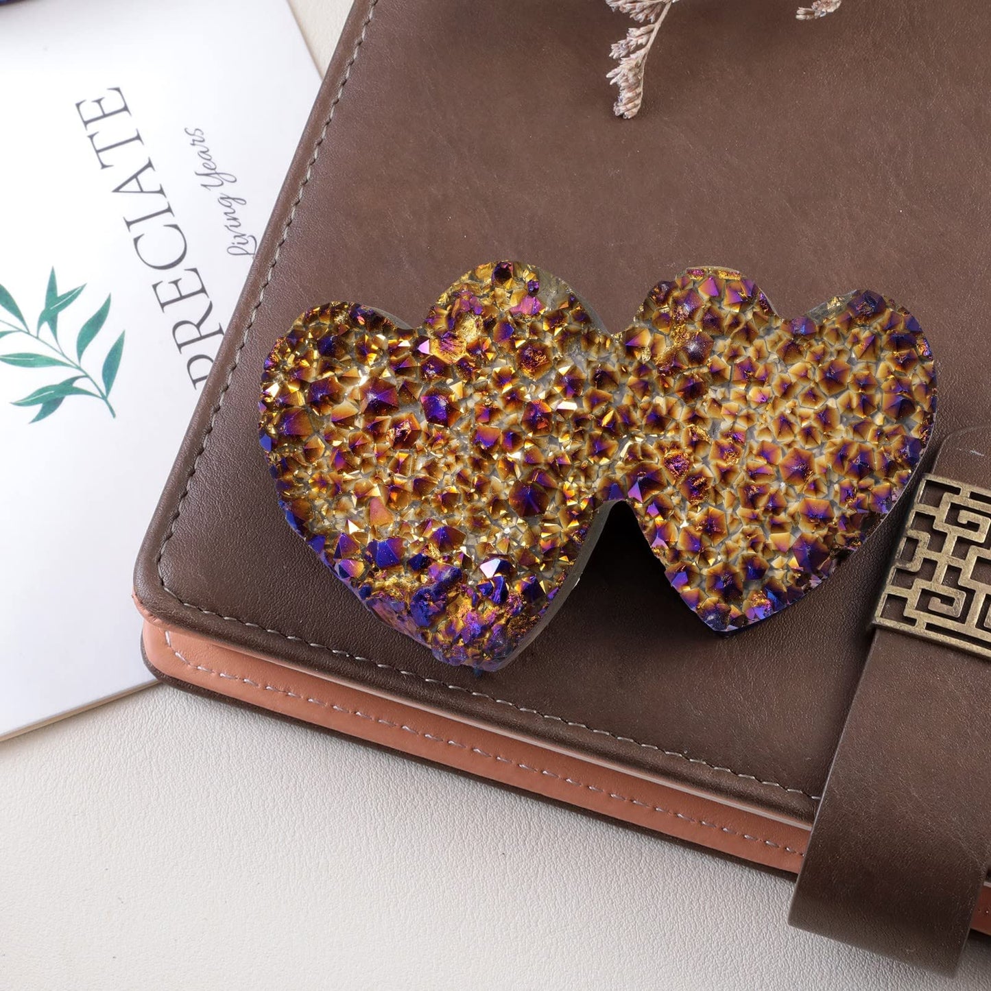 SUNYIK Double Heart Shaped Titanium Coated Cluster Specimen Natural Rock Crystal Stone Decoration Reiki Healing, Meditation for Valentine's Day, Purple/Gold