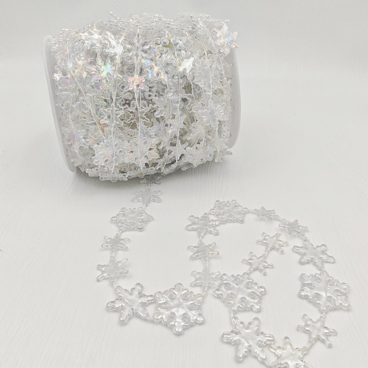 62FT Crystal Beads Strands Acrylic Iridescent Garland for Christmas Tree Decorations DIY Crafts (62FT Iridescent Snowflake)