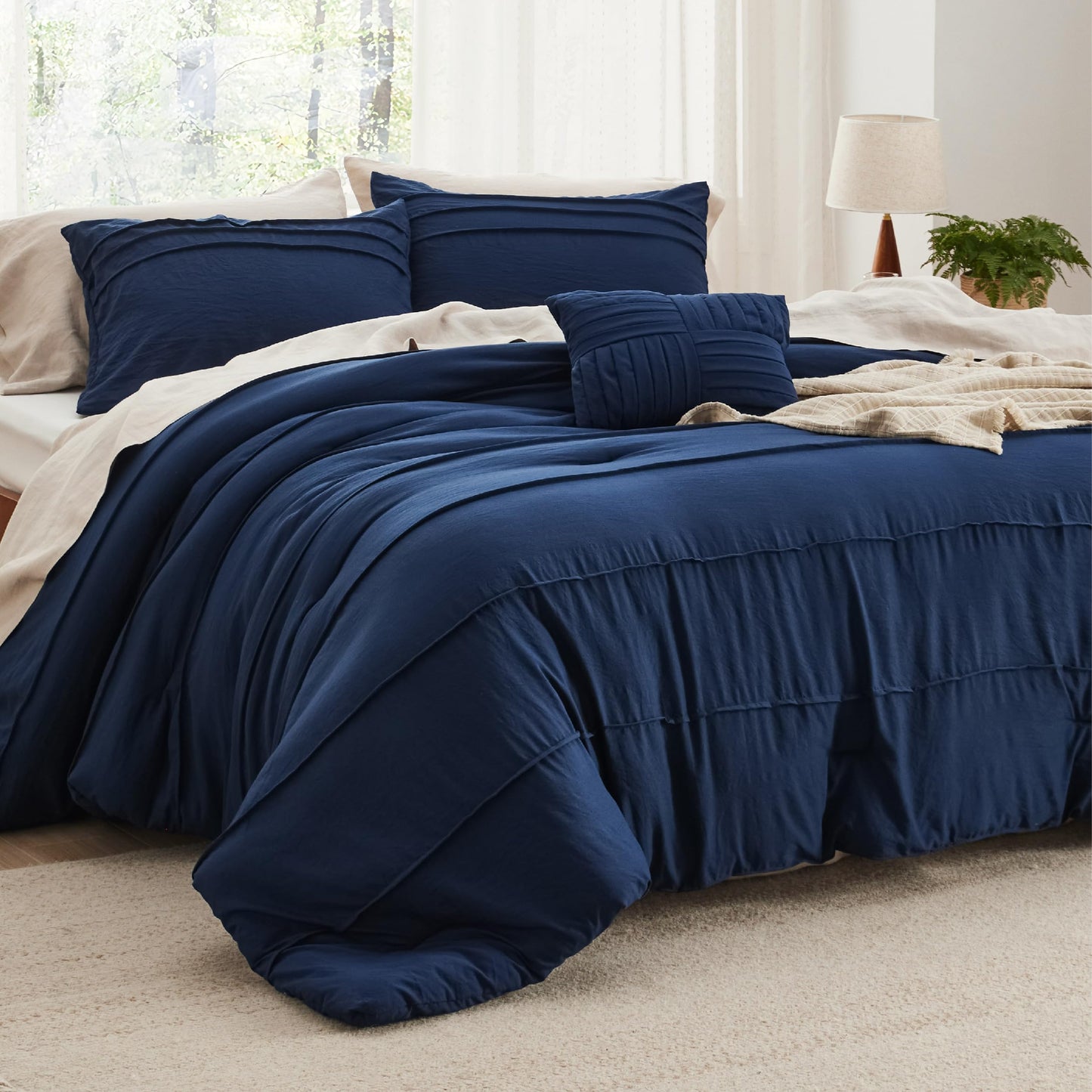 Bedsure Navy Blue Twin XL Comforter Set - 3 Pieces Pinch Pleat Bed Set, Down Alternative Bedding Sets for All Season, 1 Comforter, 1 Pillowcase, 1 Decorative Pillow