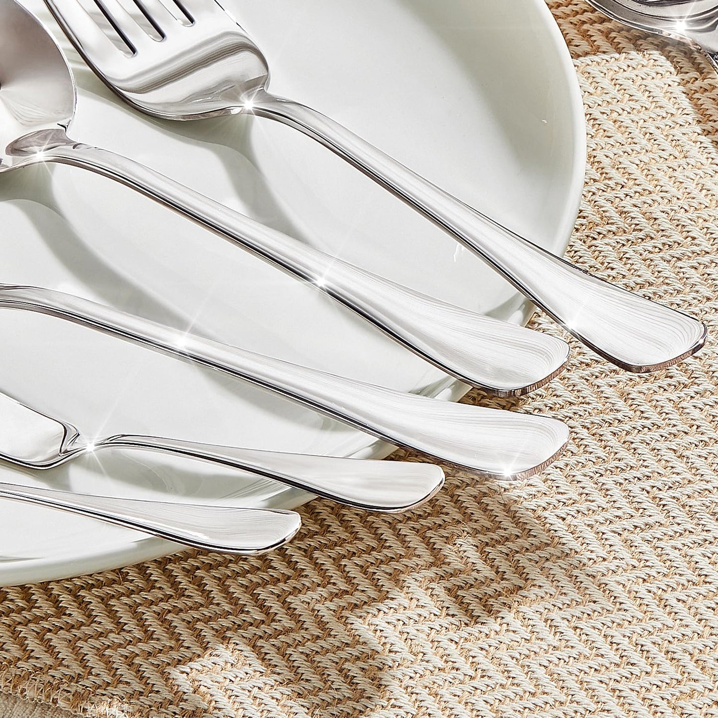 HIKAA 8PCS Serving Utensils Set, 18/10 Modern Serving Utensils Set for Kitchen, Stainless Steel Serving Utensils, Slotted Spoons, Forks, Tongs, Cake Server, Butter Knife for Buffet, Catering, Wedding