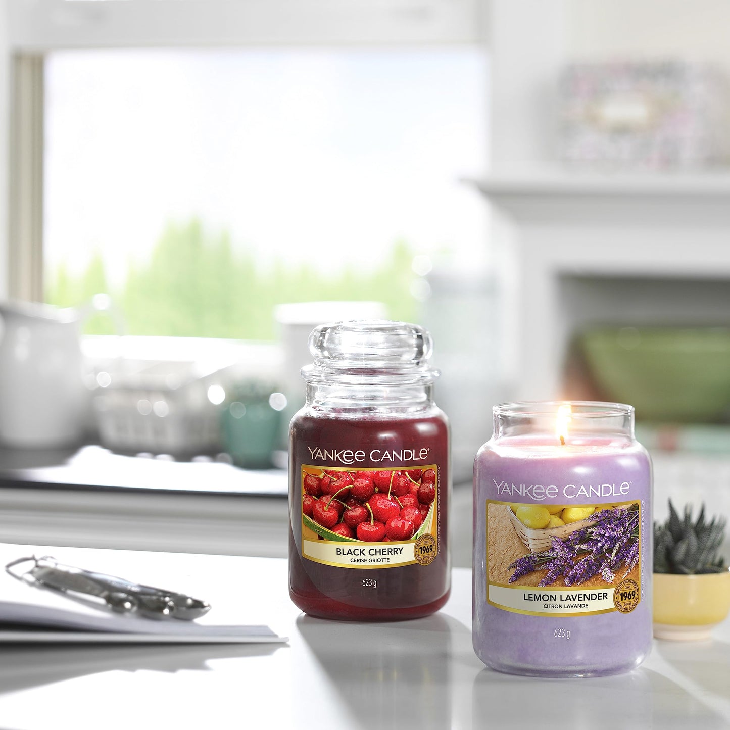 Yankee Candle Scented Candle | Black Cherry Large Jar | Long Burning Candles: up to 150 Hours | Perfect Gifts for Women