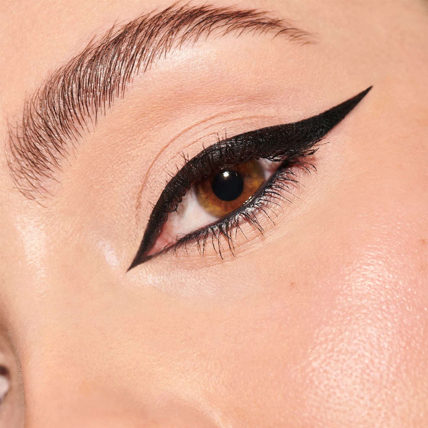 Inglot AMC Eyeliner Gel | Black Matte with High Intensity Pigments | Long-lasting | Waterproof | Smudge-proof | Vegan | Cruelty-free | Hypoallergenic | 5,5 g : 77