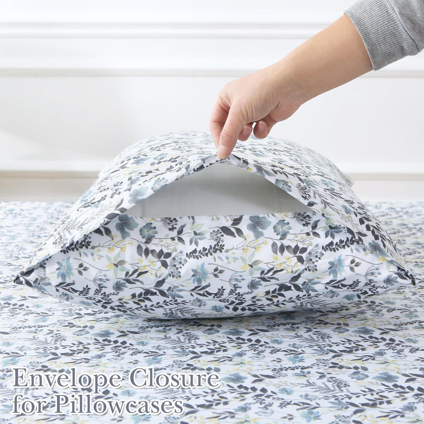 Mooreeke Cozy Vintage Microfiber Printed King Sheet Set - Soft Breathable Percale Cotton Floral Bed Sheets with Deep Pocket - Non-Slip Fitted Design - Yellow Blue Gray Gradient Flowers Pattern