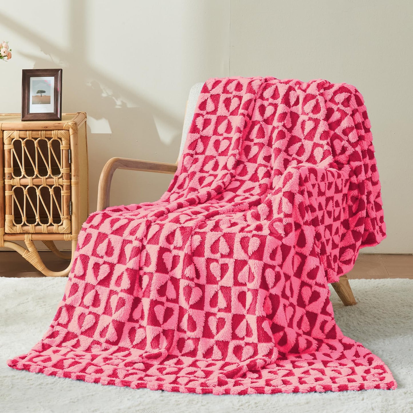GIOKARNNA Hot Pink Throw Blanket with Hearts Checkered Throw Blanket for Lover Mom Gifts Valentines Day Blanket Lap Blanket, 60x80 Inches, 300GSM