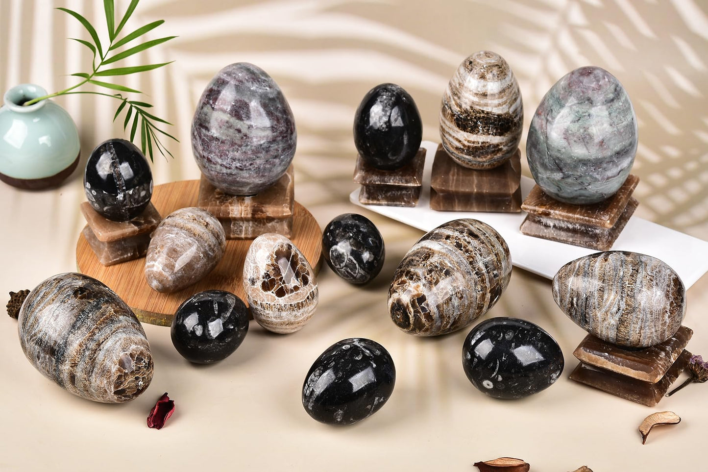 AMOYSTONE Single Morocco Jasper Minerals Crystal Egg with Base for Home Decor Collect, Large Height 3.5-4"