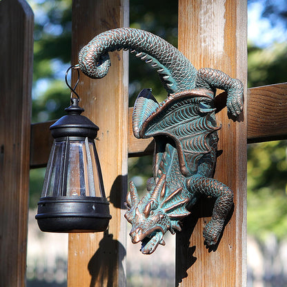 REYISO Solar Dragon Tree Hugger Statue Wall Decor - Gothic Garden Statue with Solar Lantern, Outdoor&Yard Decor, Fantasy Dragon Figurine for Trees, Walls, or Fences - Unique for Men & Women