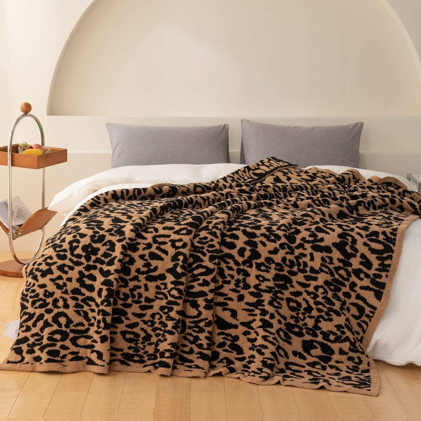 MH MYLUNE HOME Ultra Soft Leopard Throw Blanket (50x60 inches) Microfiber Blankets Plush Warm Reversible Cheetah Blanket Leopard Pattern Throw for Couch Bed Sofa - Brown, 50"x60"