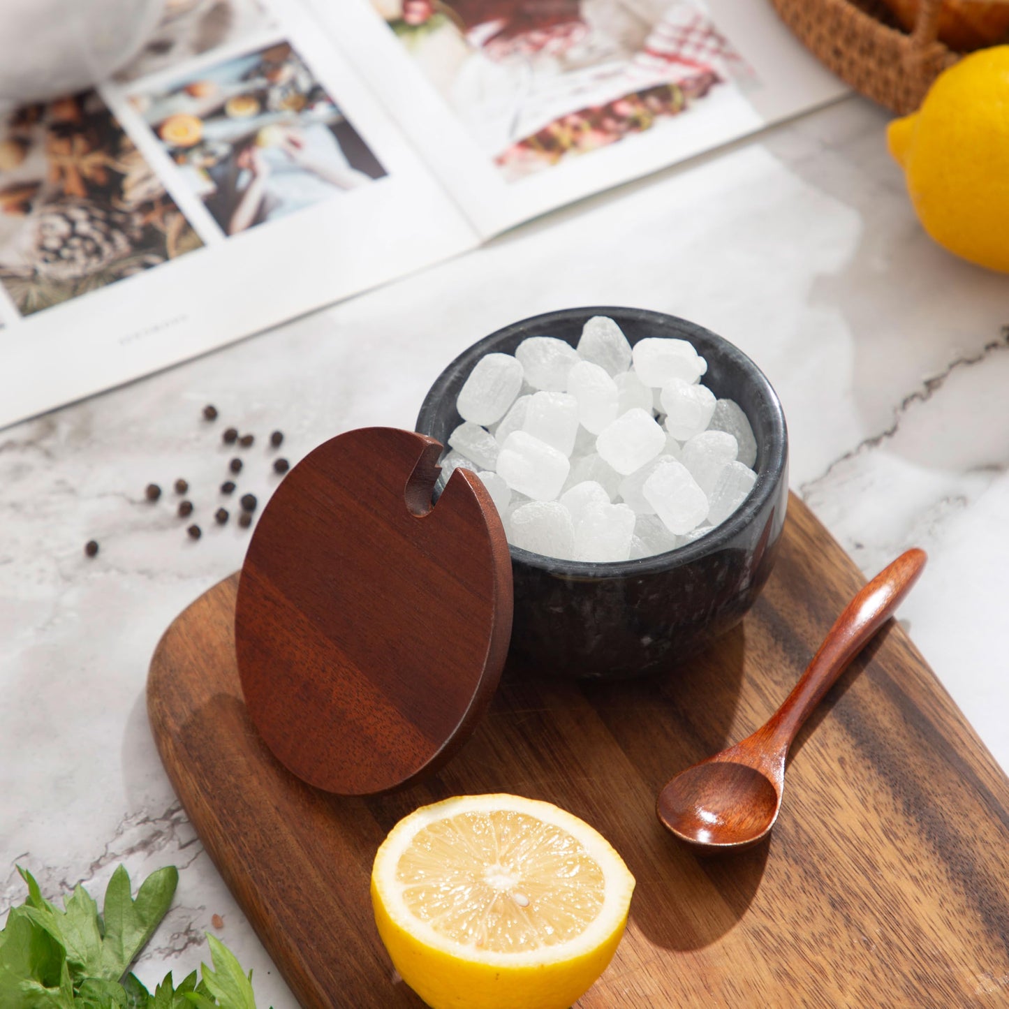 NHKRTE 18-Ounce Marble Spice Jar with Lid and Spoon, black