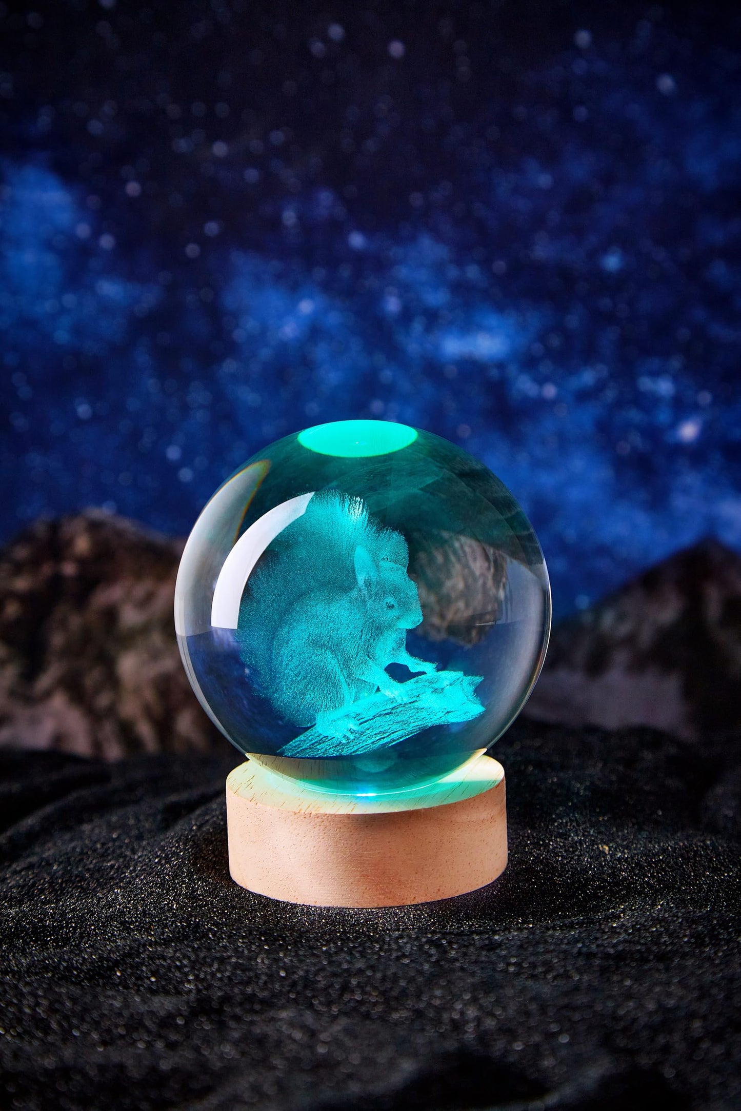 3D Large Squirrel Crystal Ball Night Light with Wooden Base, Crystal Lamp Gift for Kids Friends, 16 Color Changing with Remote Control, Laser Engraved 3.15 inch Glass Ball Lamp (Squirrel)