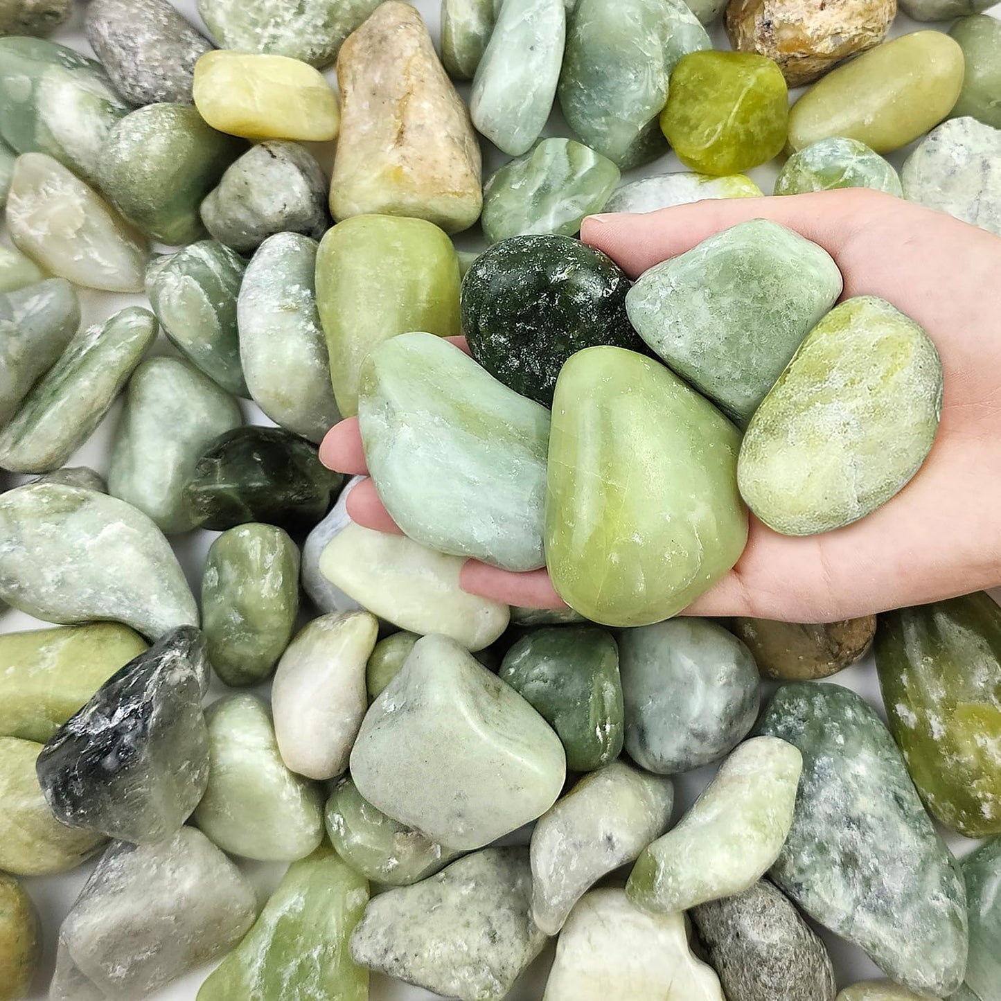 FANTIAN 5 lbs Green River Rocks for Plants, 2-3 Inch Jade Pebbles for Indoor Plants, Decorative Stones Rocks for Succulent, Landscaping, Vases, Crafting and Garden