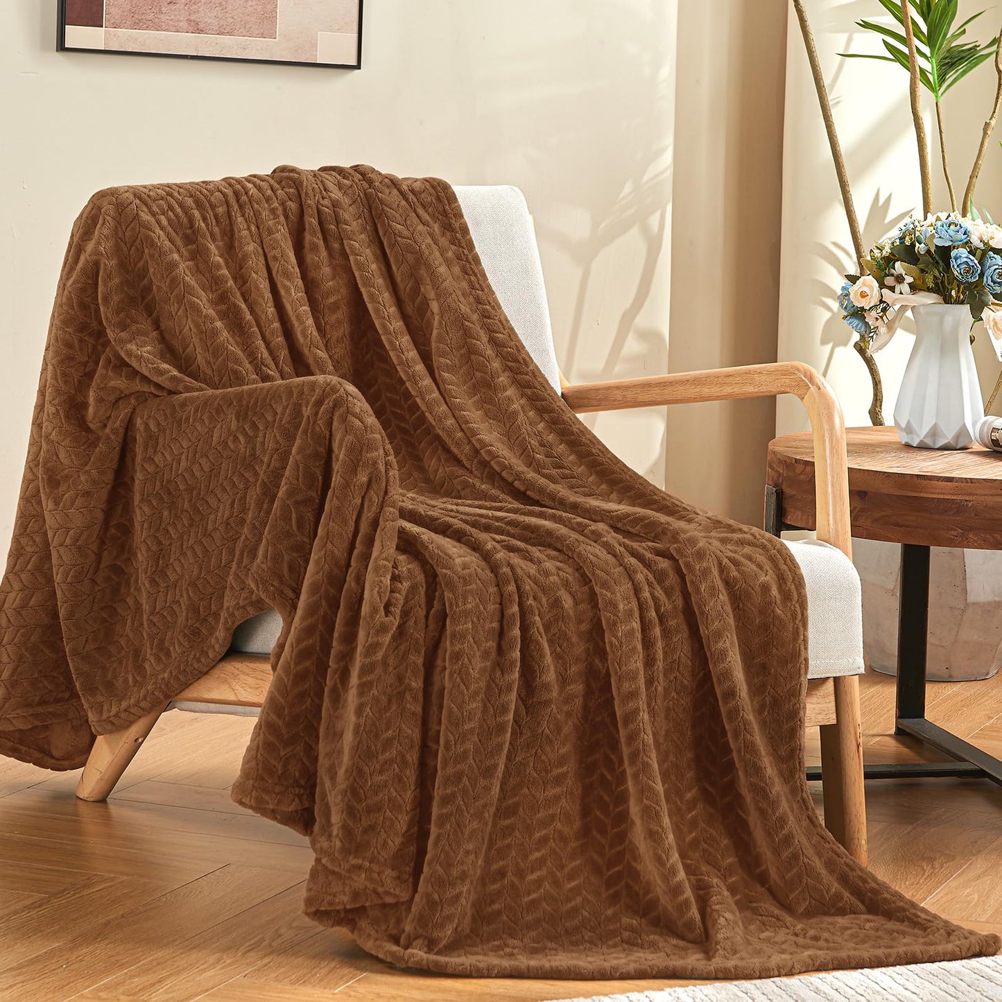 inhand Fleece Twin Blanket for Bed Chocolate Brown Throw Blanket for Couch Super Soft Cozy Warm Blankets and Throws Lightweight Fuzzy Large Blanket for Sofa Bed Office,60x90 inches