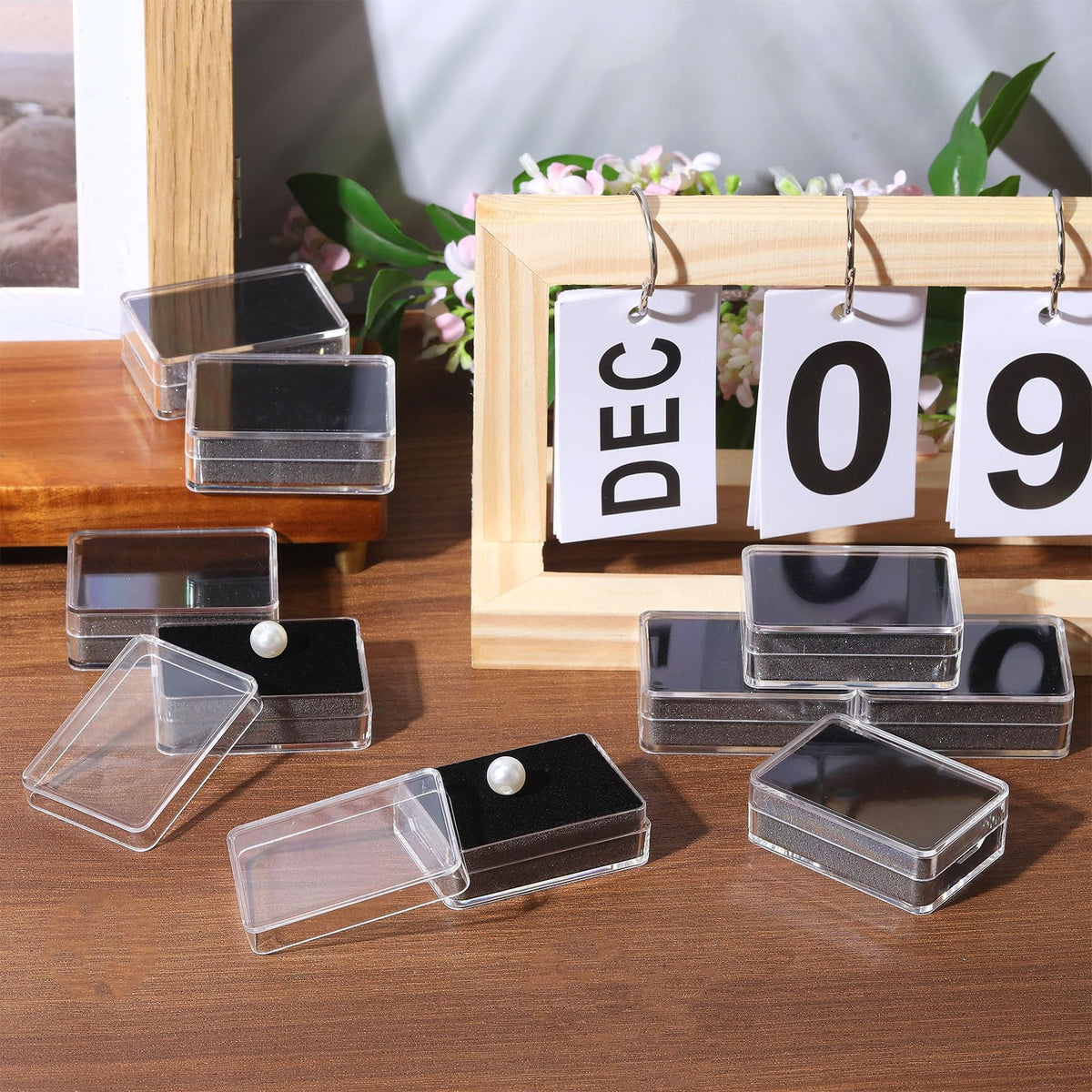 CHGCRAFT 10Pcs Clear Gemstone Display Box Small Loose Diamond Gemstone Display Case Plastic Containers Holder with Clear Top Lids and Sponge, Black