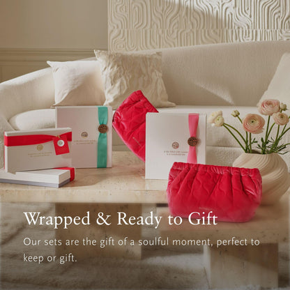 RITUALS Gift Set The Ritual of Sakura Small - Four Skincare Products Enriched with Cherry Blossom and Rice Milk - Bath Gift Box with Renewing Properties