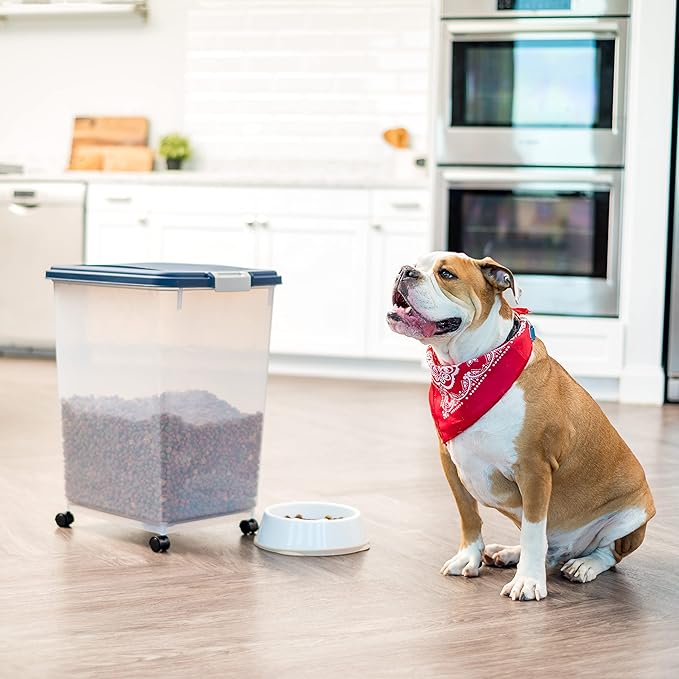 IRIS USA Dog Food Storage Container, Attachable Wheels,