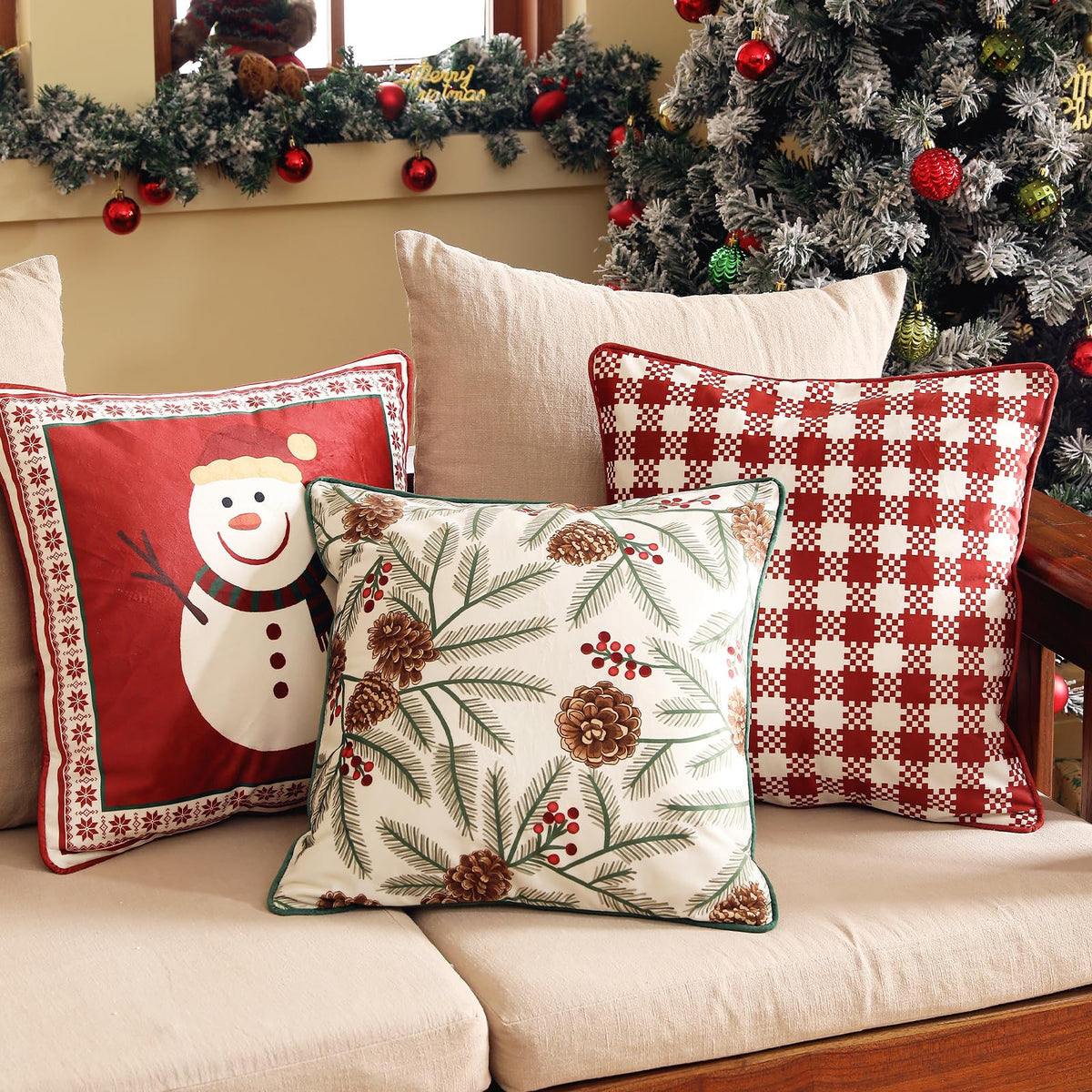 ISAENNE French Chrismas Velvet Throw Pillow Cover,Set of 2,18"x18"-Carol D