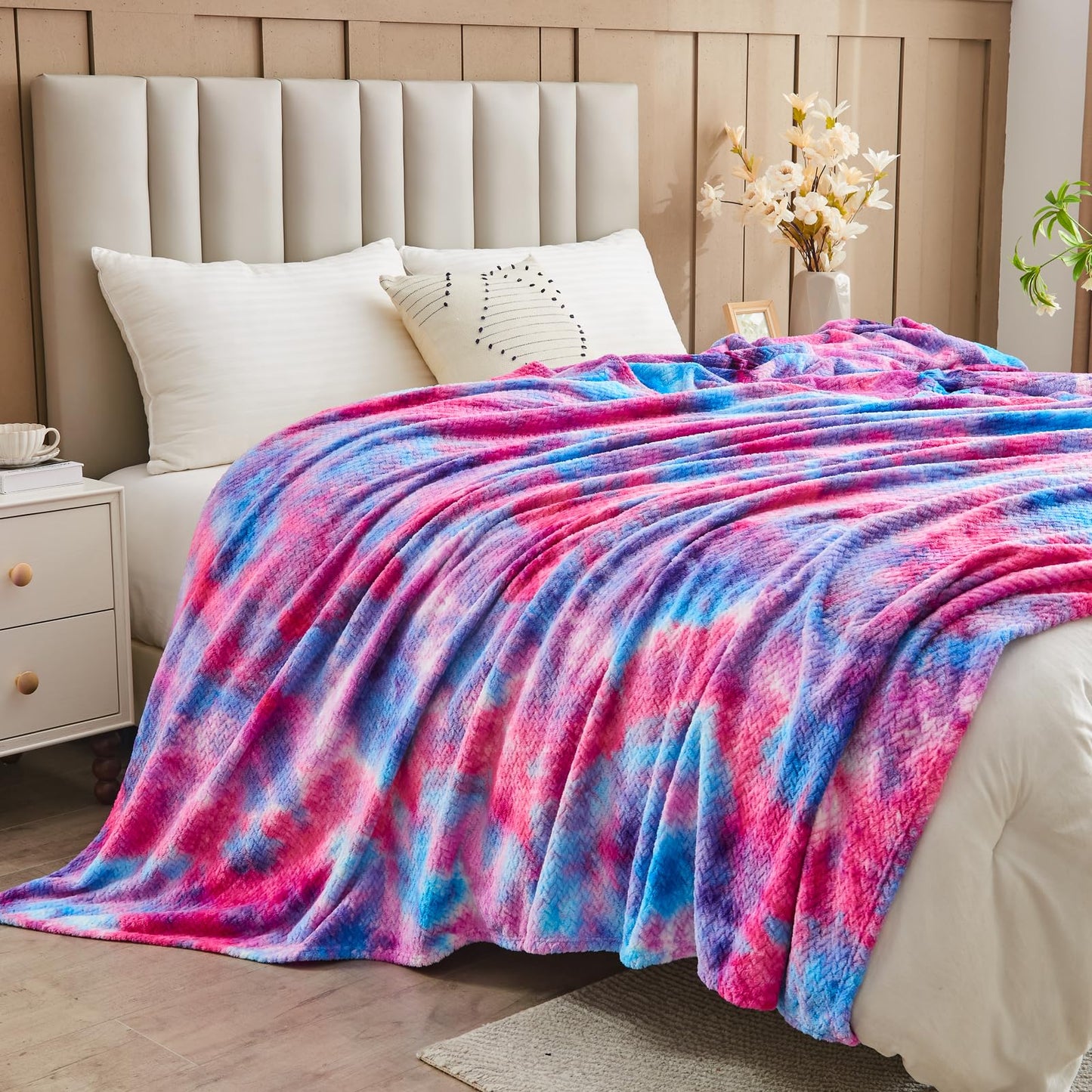 NEWCOSPLAY Super Soft Throw Blanket Deep Purple Rainbow Premium Silky Flannel Fleece Leaves Pattern Lightweight Bed Blanket All Season Use (Deep Purple Rainbow, Throw(50"x60"))