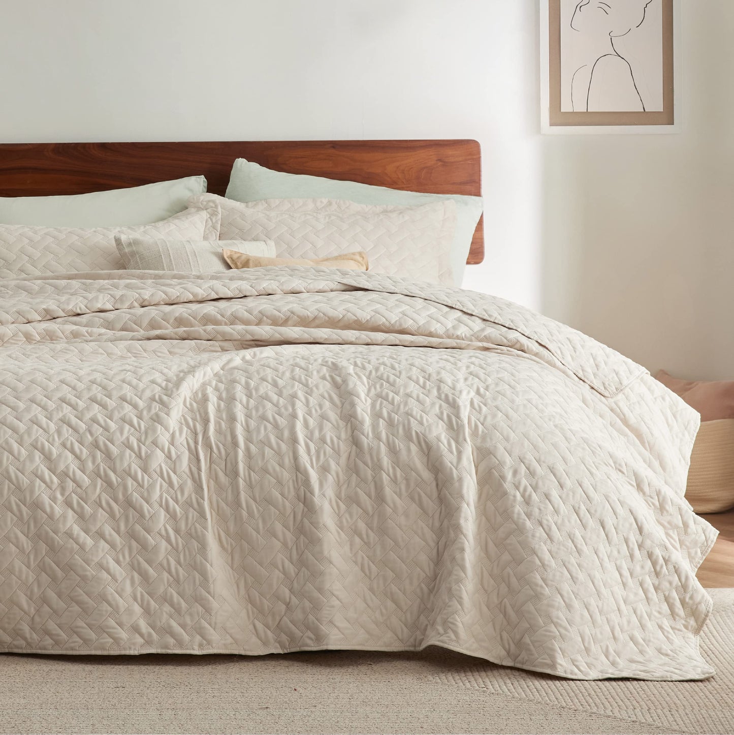Bedsure Quilts Queen Size - Lightweight Bedspreads Queen Size with Basket Weave Pattern, Soft Quilt Bedding Set, Beige Comforter Set Coverlet for All Seasons with 2 Pillow Shams (90" x 96")