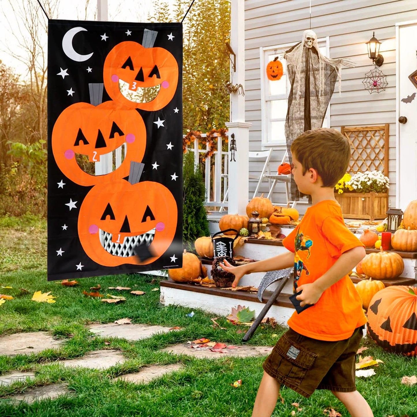 AerWo Halloween Toss Game, Pumpkin Bean Bag Toss Game with 3 Bean Bags, Kids Party Game, Perfect for Halloween Themed Party Supplies