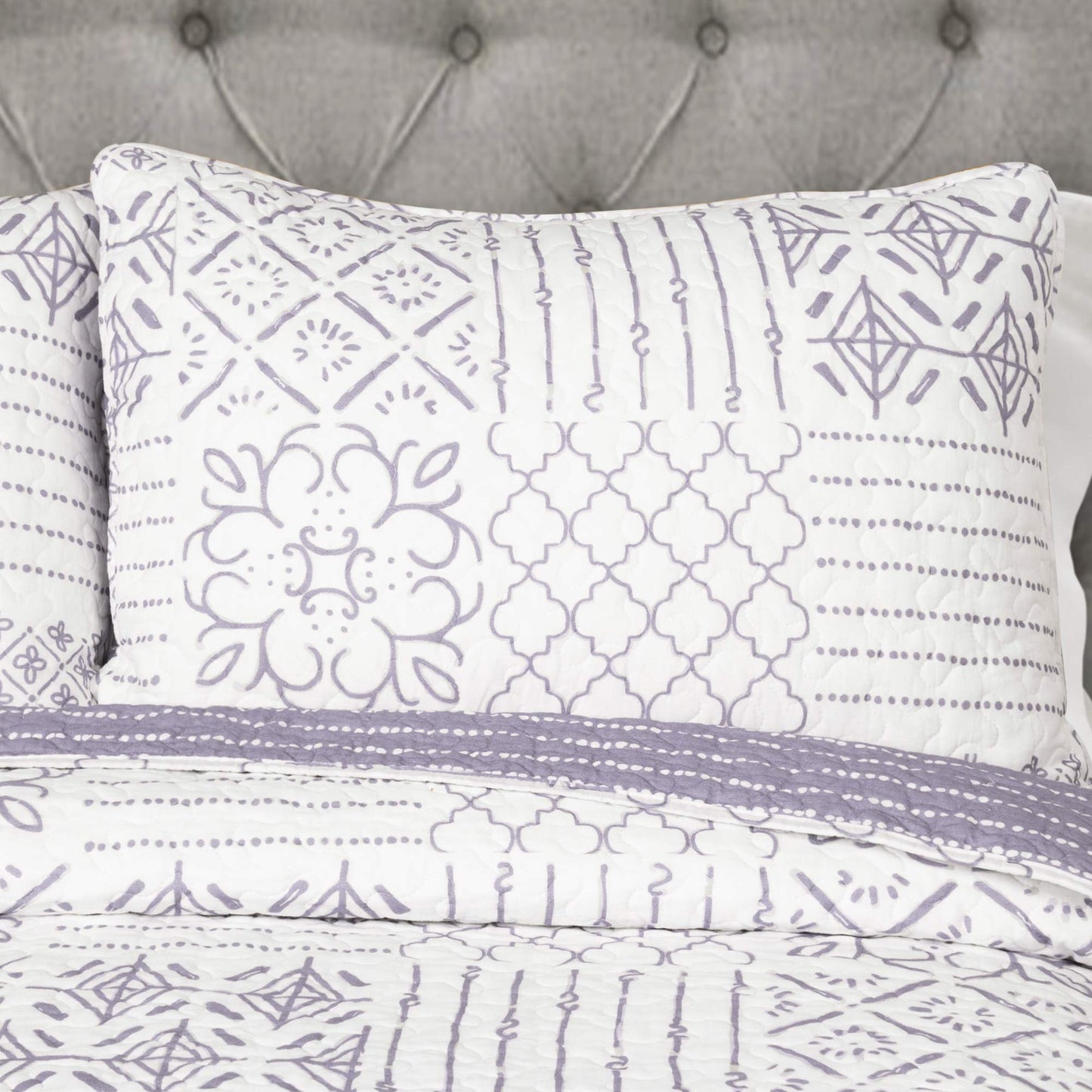 Lush Decor Monique Reversible Cotton Quilt Queen Size 3 Piece Set Full/Queen Lavender - Purple Bedding Set Queen Quilt - Patchwork Quilts - Boho Decor