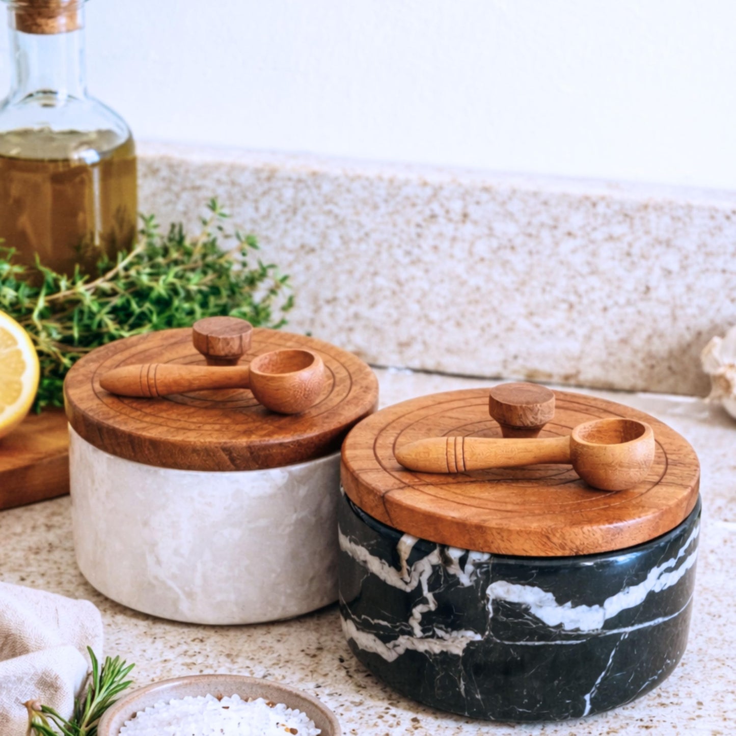 Marble salt and pepper containers with spoon, salt cellars with lid and spoons, salt and pepper holders, salt and pepper cellars, marble salt and pepper bowls with wooden lid - White/Black