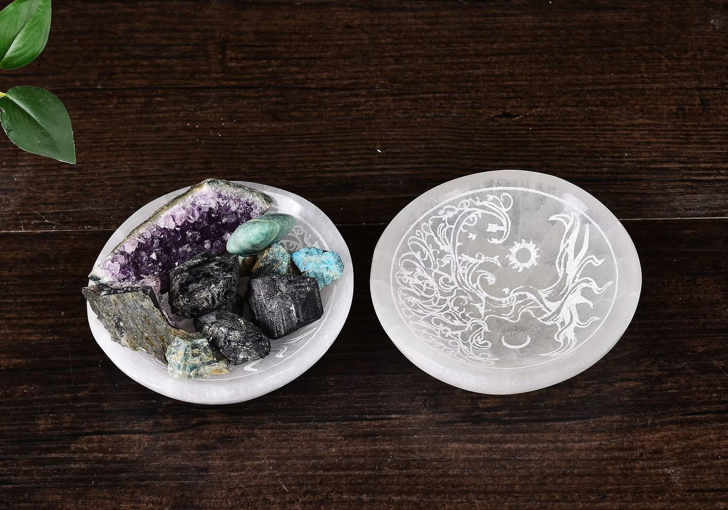 AMOYSTONE Natural Selenite Charging Bowl with Tree of Life Engraving 3.5-4'' Energy Cleansing Crystal Plate for Healing Meditation and Spiritual Home Decor