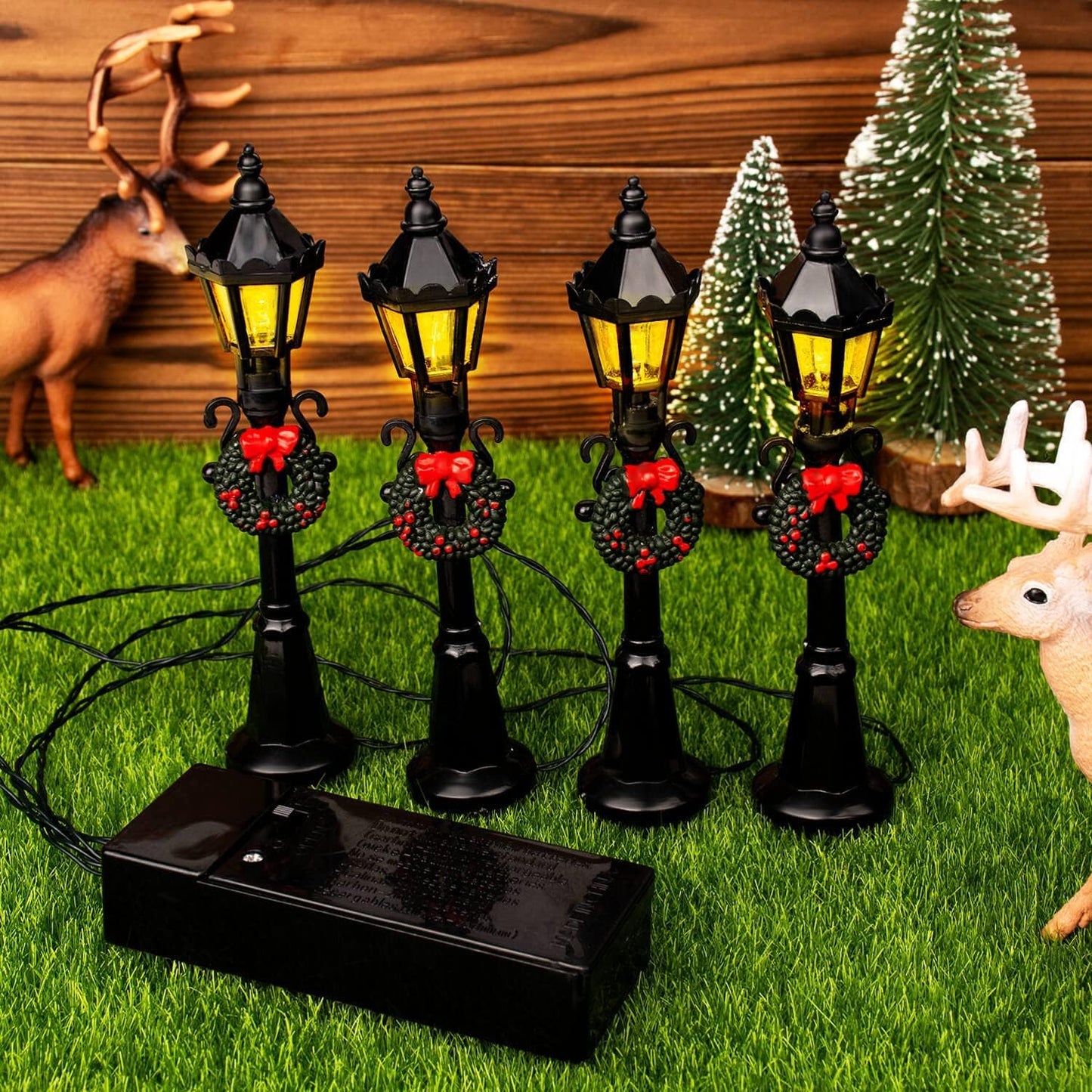 Christmas Mini Street Light Models, 4 Pcs Mini Street Lamp Dollhouse Streetlight Models, Miniature Christmas Village Pathway Lantern Post for DIY Micro Landscape Fairy Garden Accessories