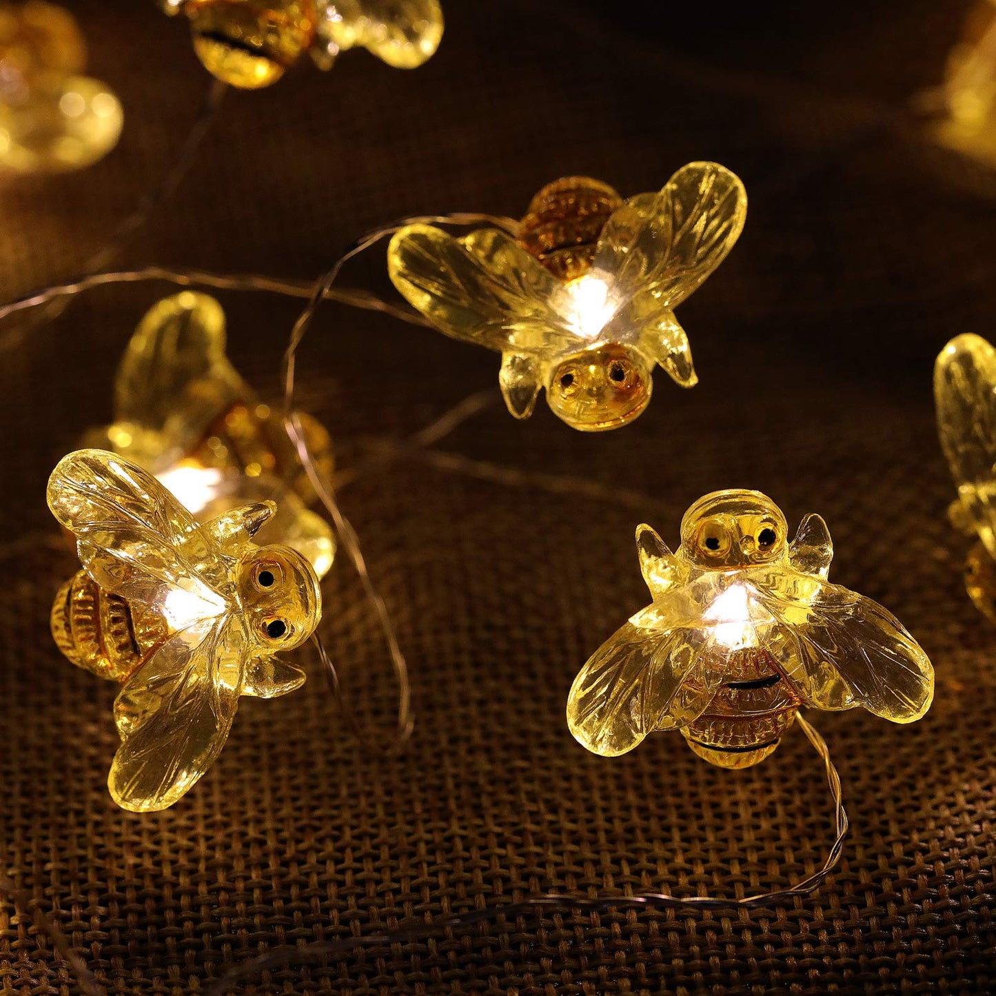 WSgift Honeybee Decorative String Lights 18.7 Ft 40 LED USB Interface Copper Wire Bee Fairy Lights for Various Decoration Projects (Warm White Remote Control with Timer)