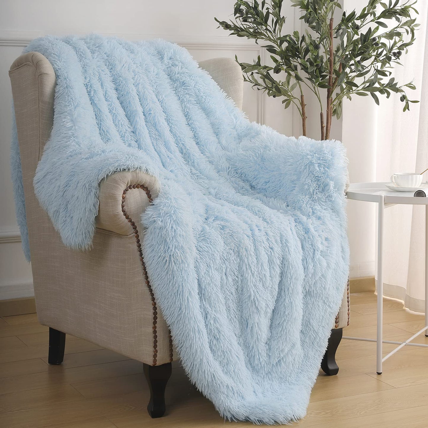 BENRON Light Blue Throw Blankets, Super Soft Shaggy Fuzzy Sherpa Blankets, Cozy Warm Lightweight Fluffy Faux Fur Blankets for Bed Couch Sofa Photo Props Home Decor, Washable 50"x60"