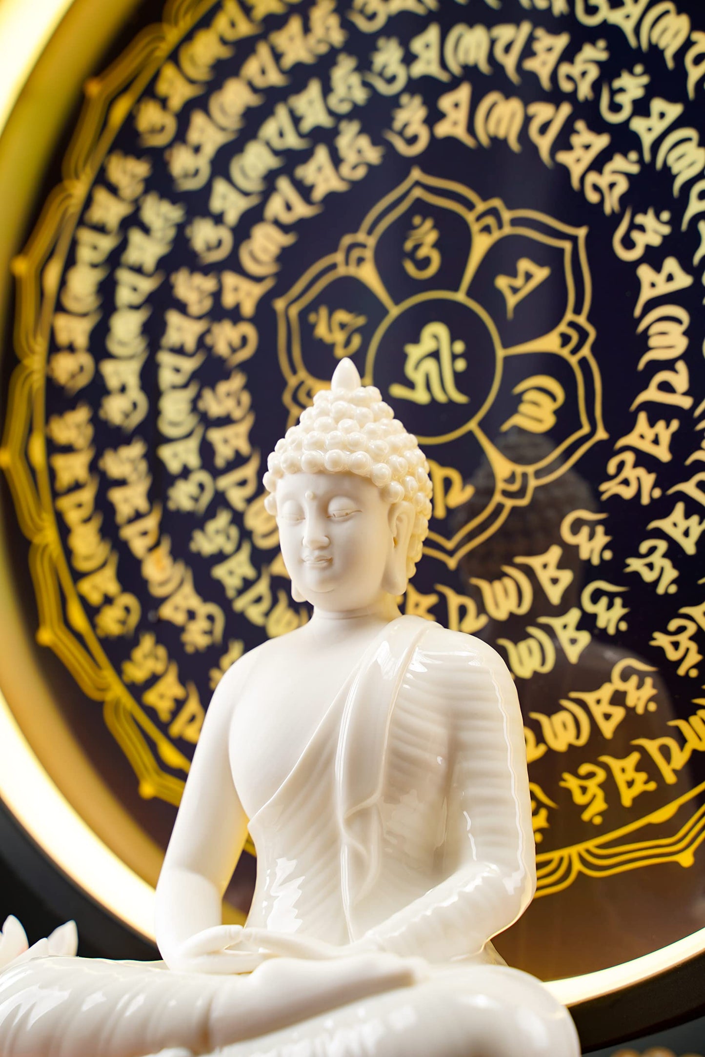 QINLANG 6 inch White Buddha Statue and 13.2 inch LED Circle Table Lamp, Indoor Buddha Statues for Home Décor