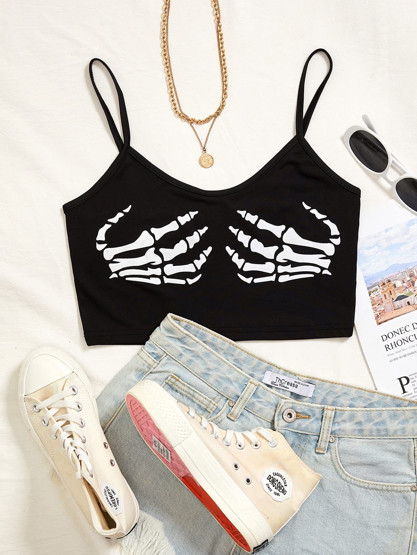 WDIRARA Women's Skeleton Skull Print Scoop Neck Spaghetti Strap Crop Cami Top Black M