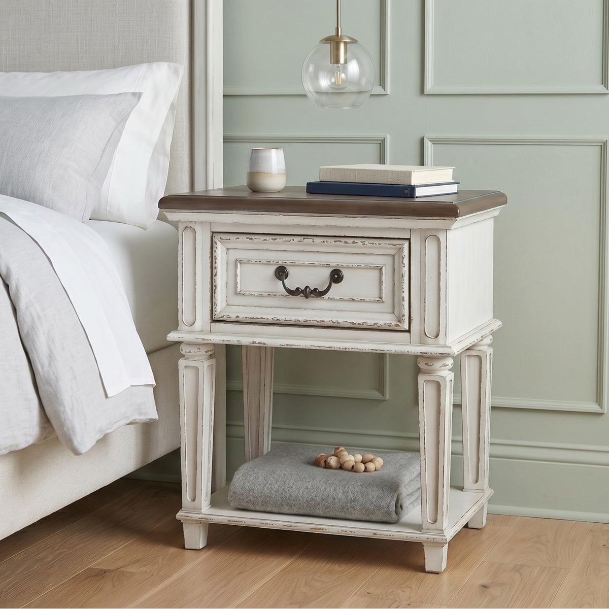 Signature Design by Ashley Realyn Traditional Cottage 1 Drawer Nightstand with Dovetail Construction & Open Display Shelf, Chipped White, 27" Tall, Distressed Brown
