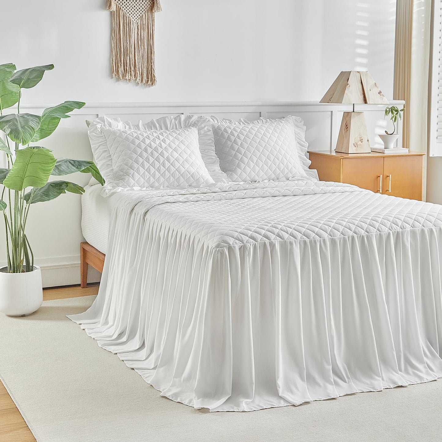 Ruffle Skirt Bedspread Set - 30" Long Drop - Vintage Chic Ruffled Summer Coverlet Bed Spreads Quilt Boho Bedding Farmhouse Style Lightweight Luxurious Rustic 3 Piece Set Queen Size White