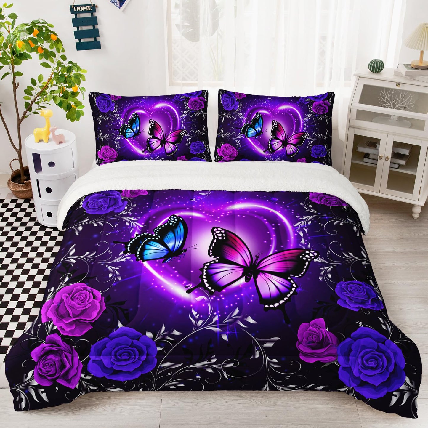 QOOMO Blue Butterfly Soft Sherpa Comforter，Blue Flower Plush Warm Fall Winter Bedding Sets for Girls Boys，Star Sky Ultra-Soft Sherpa King Comforter Set with 2 Pillow Shams，3 Piece Set