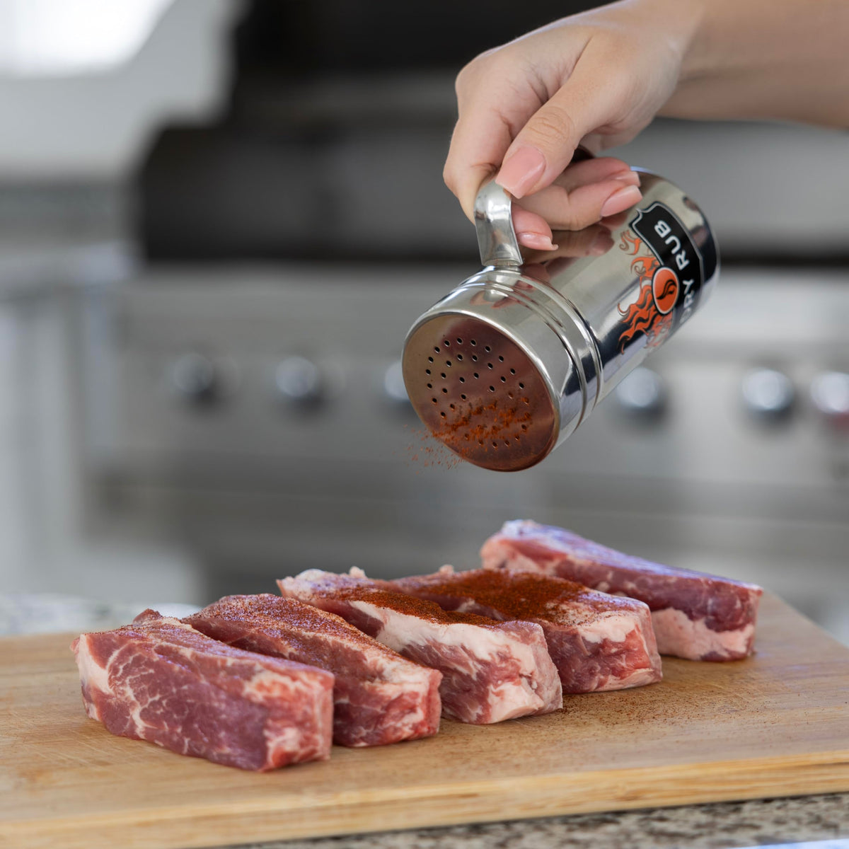 Outset Stainless Steel Dry Rub Shaker With Lid, 13oz Seasoning Dispenser