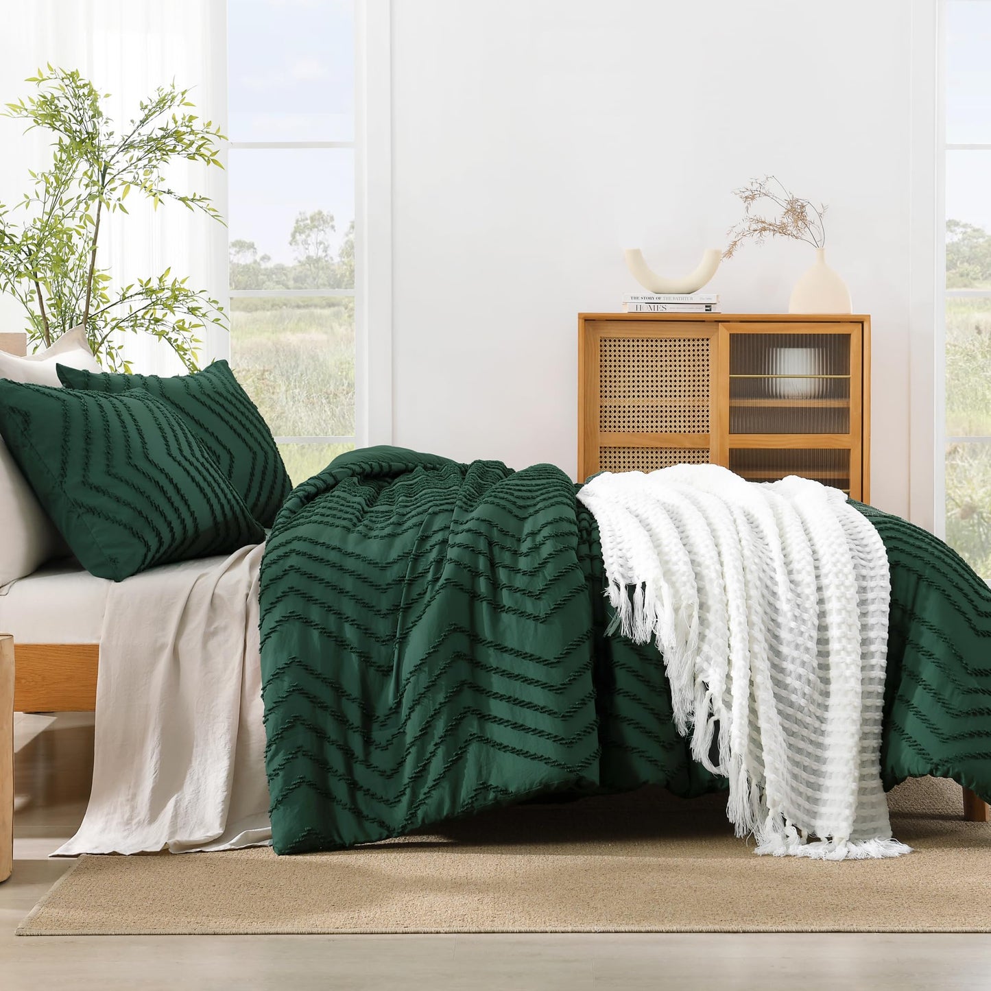 Litanika King Size Comforter Set Dark Emerald Green, 3 Pieces Lightweight Fluffy Comforter King Size Boho Tufted Comforter Bed Set Gift Choice