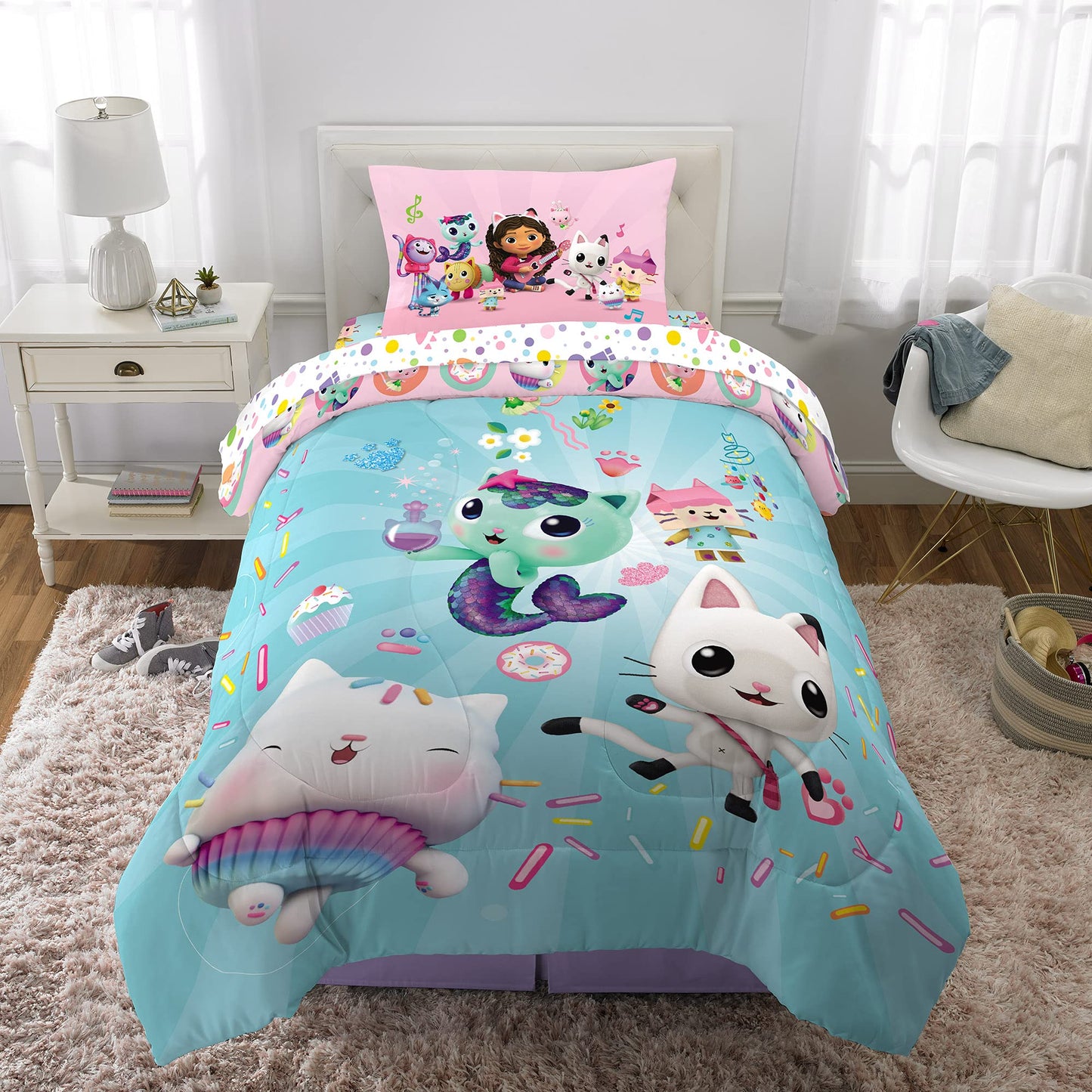 DreamWorks Gabby's Dollhouse Cakey, MerCat And Pandy Kids Bedding Super Soft Comforter And Sheet Set, 4 Piece Twin Size, By Franco