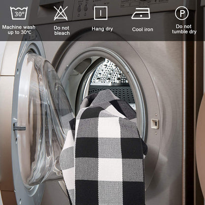 SEEKSEE Cotton Buffalo Plaid Rug 27.5"x43" Black and White Checked Rug Washable Doormats Indoor Outdoor Rugs for Layered Front Door Mats, Porch, Kitchen, Farmhouse, Entryway
