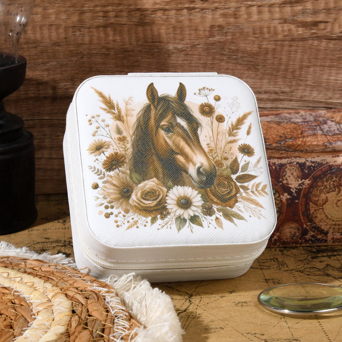 CEELGON Western Jewelry Box Case Gift Horse Print Travel Jewelry Organizer Christmas Gifts for Teen Girls Cowgirl Stuff Small Portable Travel Accessories for Women (Horse)