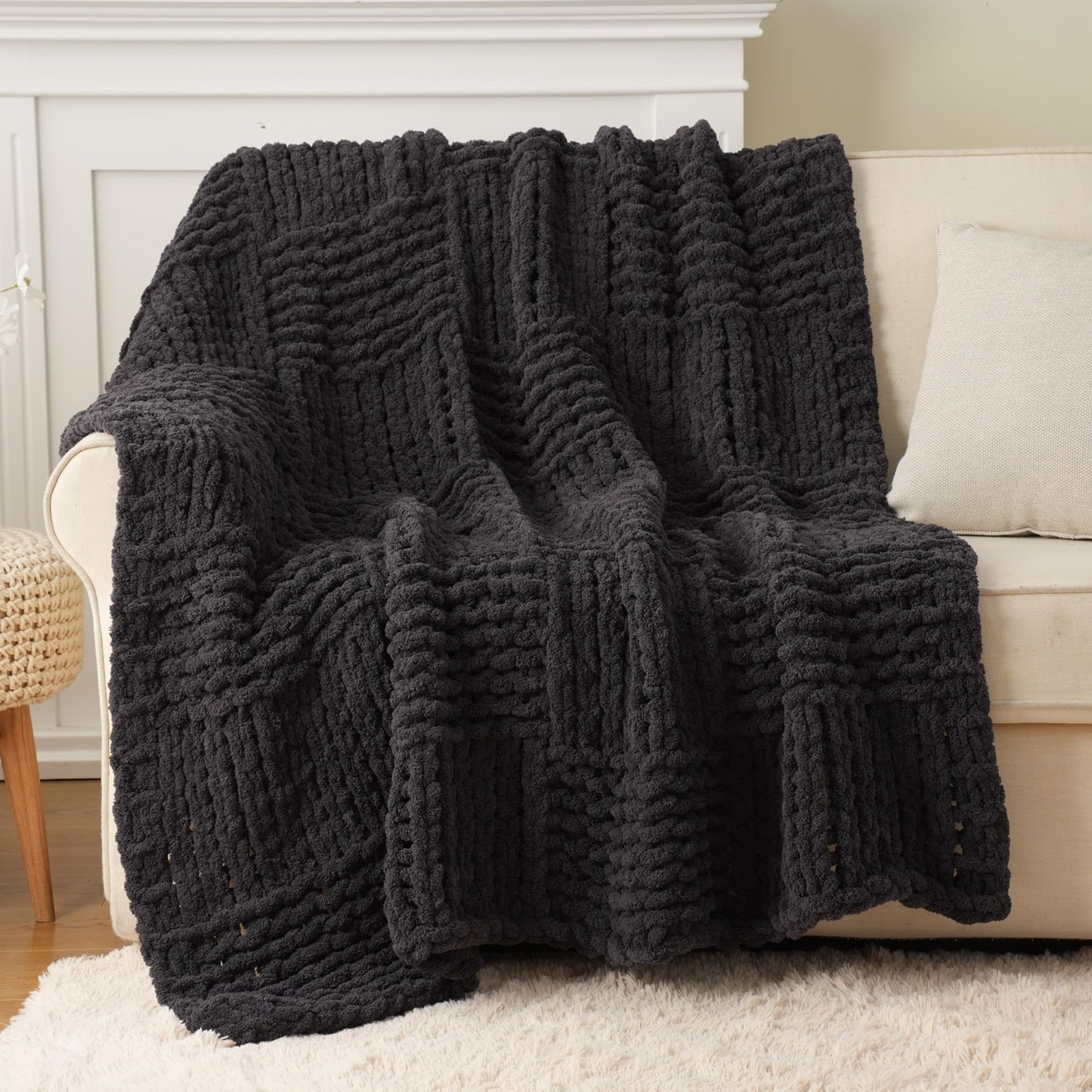 Bunnikins & Clover Dark Grey Throw Blanket for Couch, Chunky Knit Blanket Throw for Sofa & Home Decor, Soft and Cozy Charcoal Throw Blankets, 50"x60"