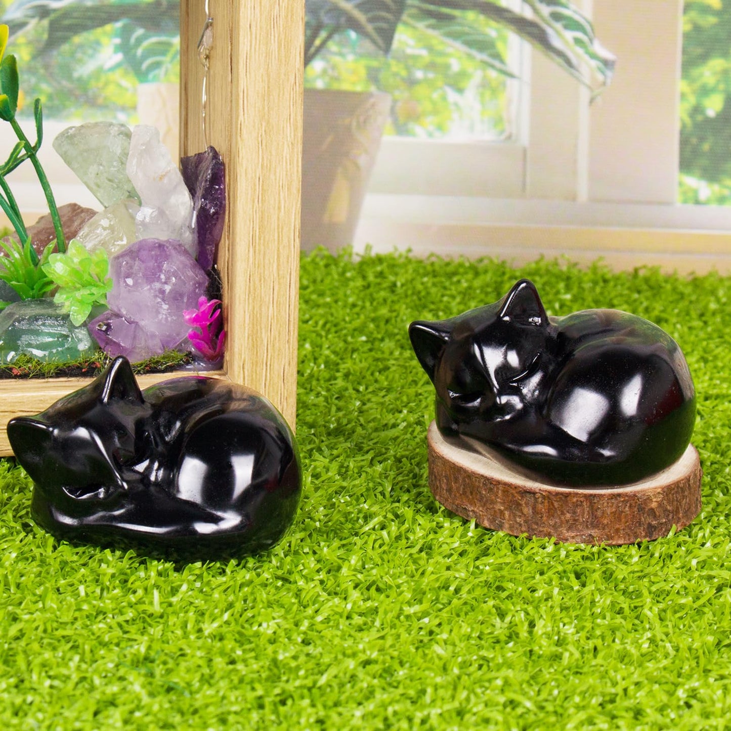 Hguxmcu Crystal Black Cat Figurine Decor, 2.1 Inch Obsidian Sleeping Cat Sculpture, Hand Carved Natural Reiki Healing Crystal Animal Statue for Home Office Desk Decor Accessories, Gift for Cat Lovers